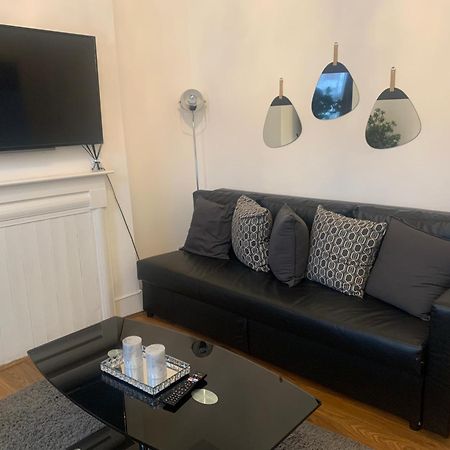 Norwood L A Place Croydon, Londonヴィラ エクステリア 写真