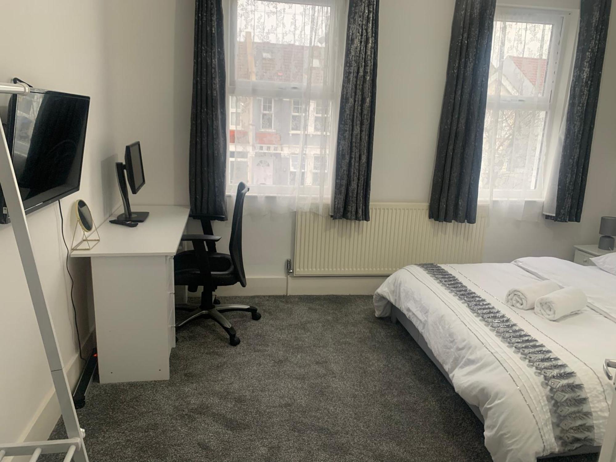Norwood L A Place Croydon, Londonヴィラ エクステリア 写真